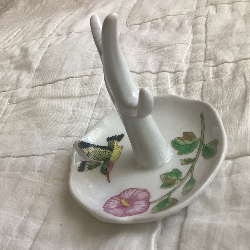VINTAGE HIBISCUS & HUMMINGBIRD MULTI RING HOLDER - Picture 4 of 7